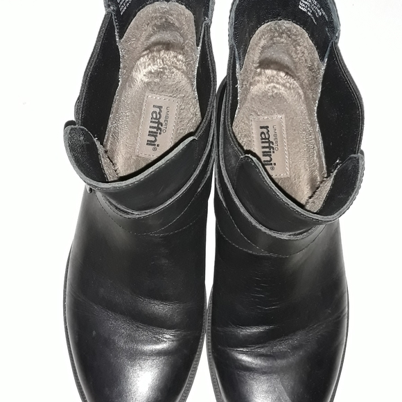 Umberto Raffini black leather buckle ankle boots. Size 6.5 - Picture 2 of 12